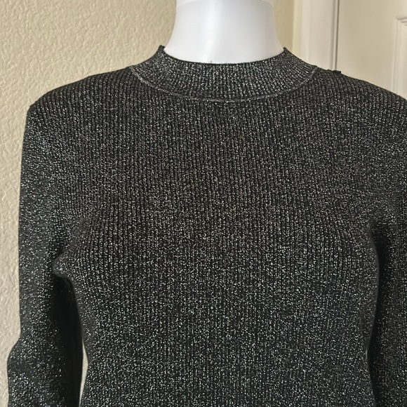 Ted Baker London high neck Black with shimmer long sleeve knit Sweater size 4 - Picture 2 of 10